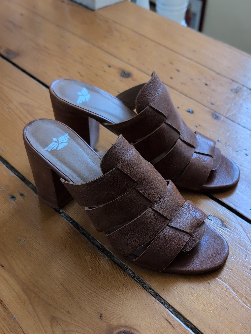 Fortress Of Inca Brown Heels Sz 39